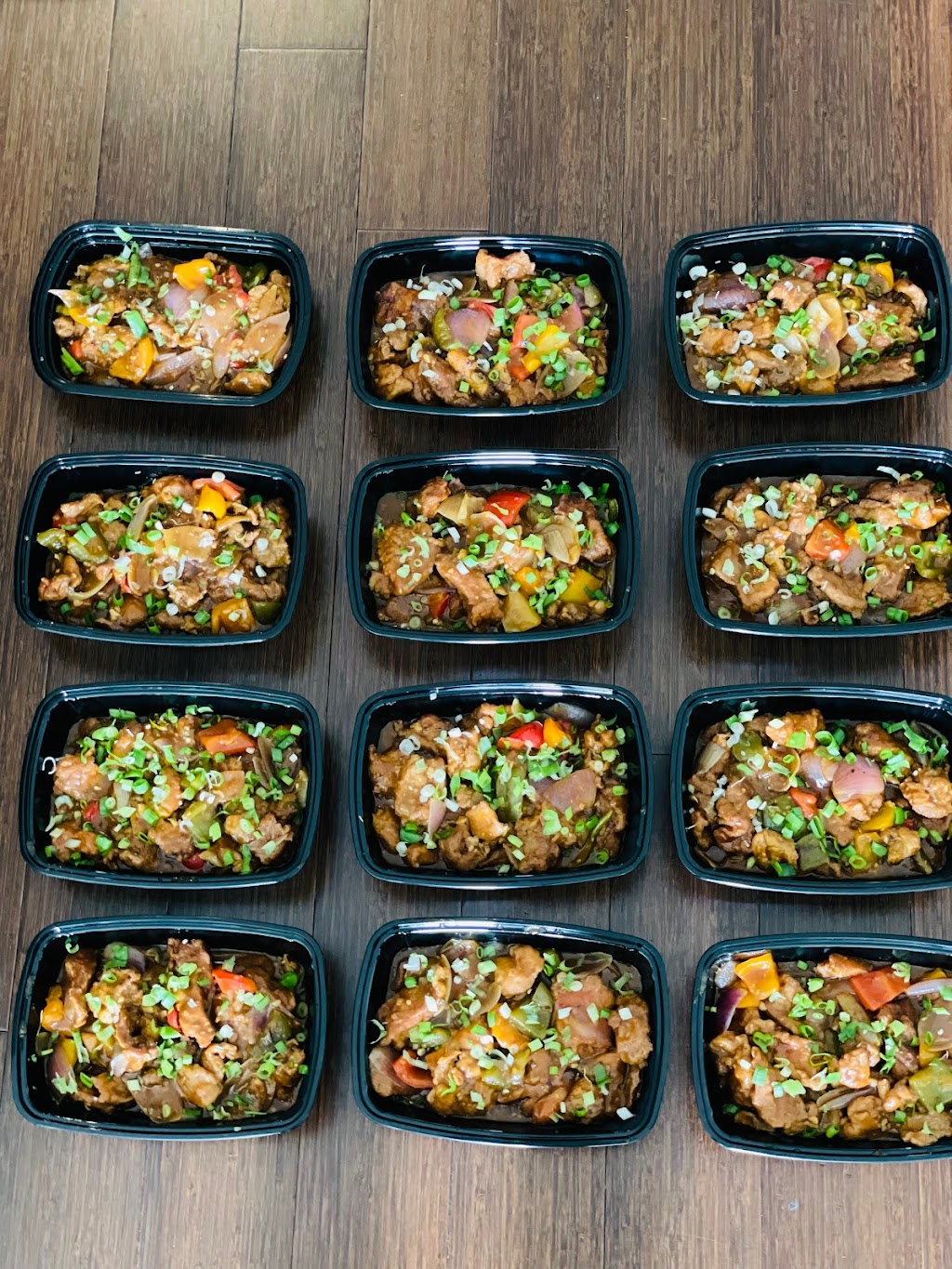 BongsCook | 360 Square One Dr, Mississauga, ON L5B 0G7, Canada | Phone: (416) 936-6815