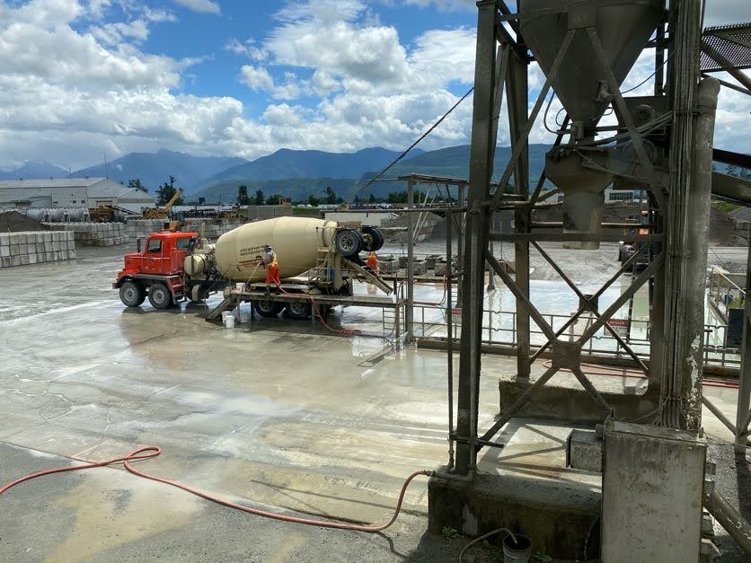 Western Concrete | 7650 Arnold Rd, Chilliwack, BC V2R 4H8, Canada | Phone: (604) 823-0208