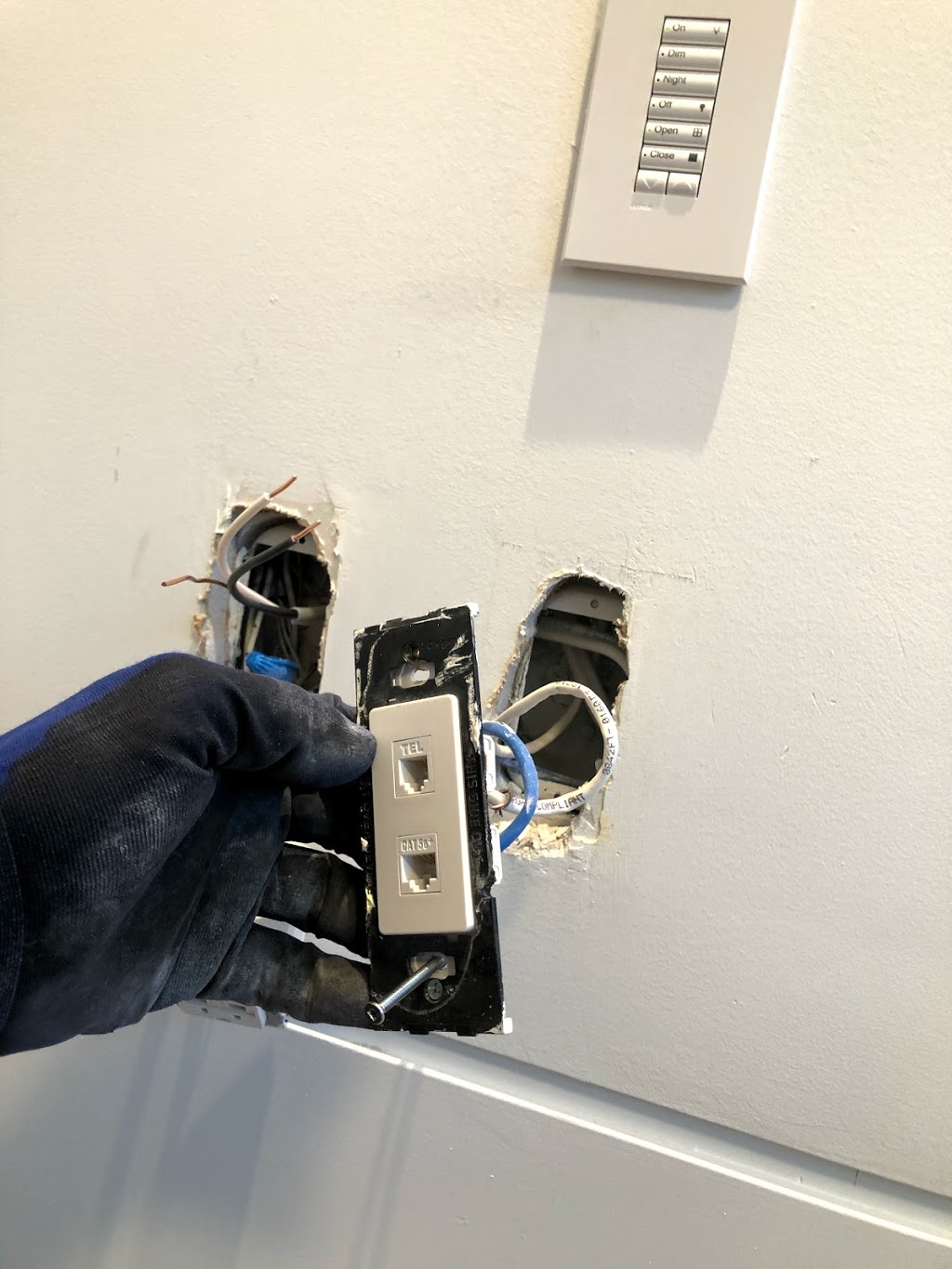 First Choice Electric | 215 N Ranelagh Ave, Burnaby, BC V5B 1H9, Canada | Phone: (604) 783-1112
