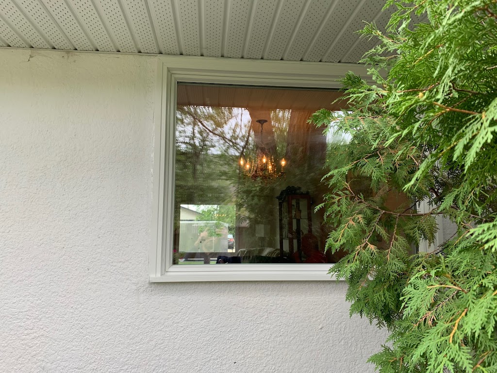 Arctic Star Windows | 50 Jodonndra Bay, Winnipeg, MB R2G 2R4, Canada | Phone: (204) 902-0103