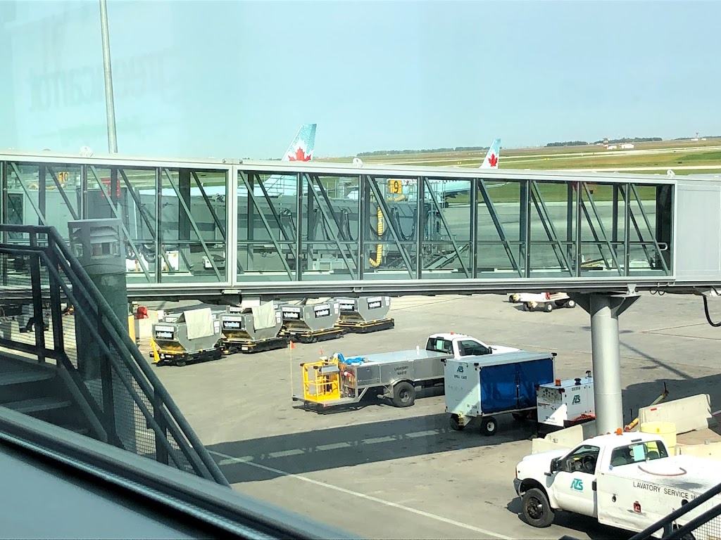 Air Canada Express | Calgary, AB T2E 7H6, Canada | Phone: (800) 667-4732