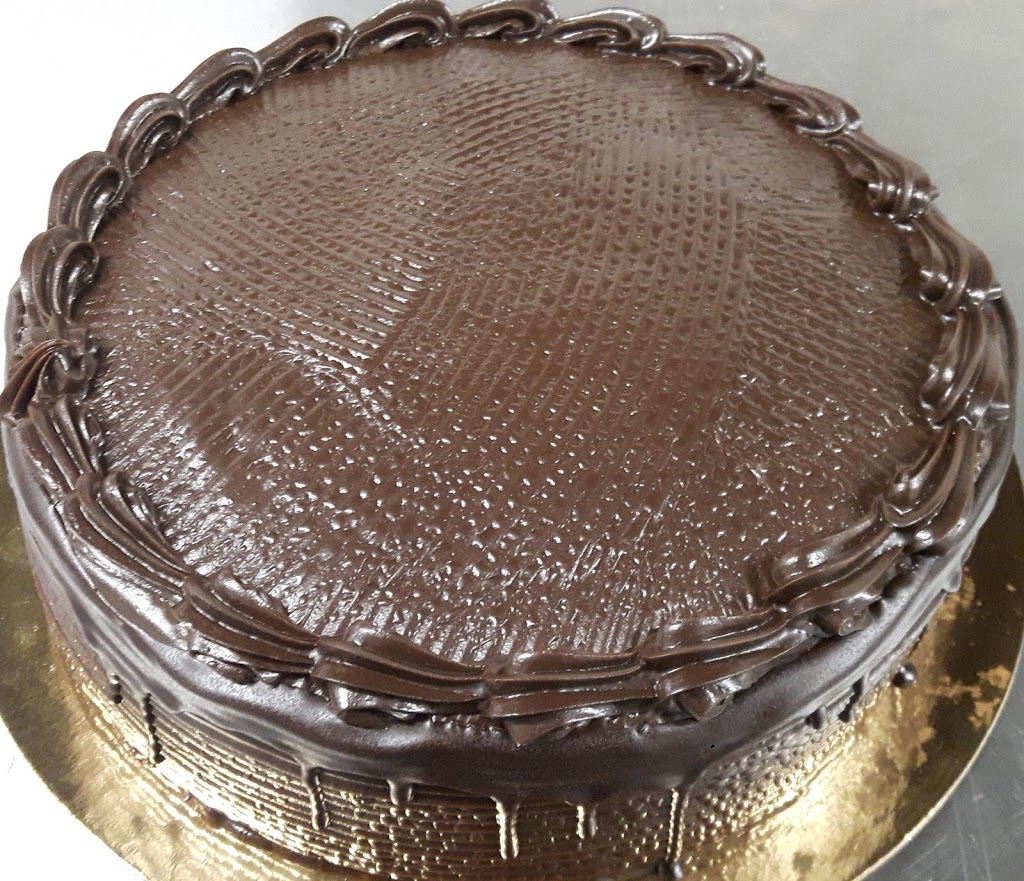 Tasty Pastry Bakery | 7-5500 Tomken Rd, Mississauga, ON L4W 2Z4, Canada | Phone: (905) 282-9328
