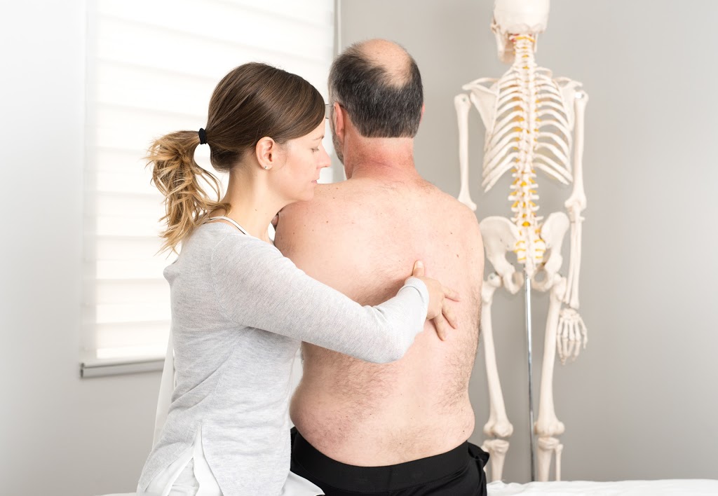 Coup de main SANTÉ | 5785 Boulevard des Laurentides bureau 201, Laval, QC H7K 2K5, Canada | Phone: (450) 625-4242
