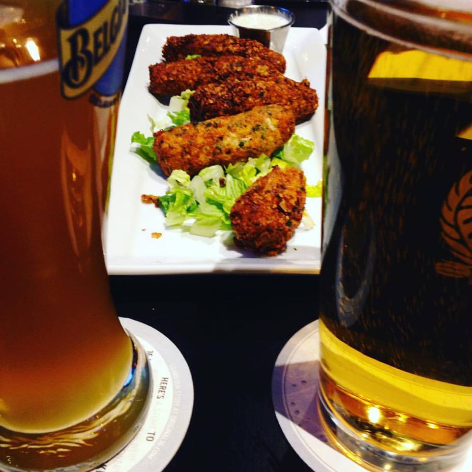 Broncos Pub and Grill | 1505, Aaron Dr, Pilot Butte, SK S0G 3Z0, Canada | Phone: (306) 761-2221