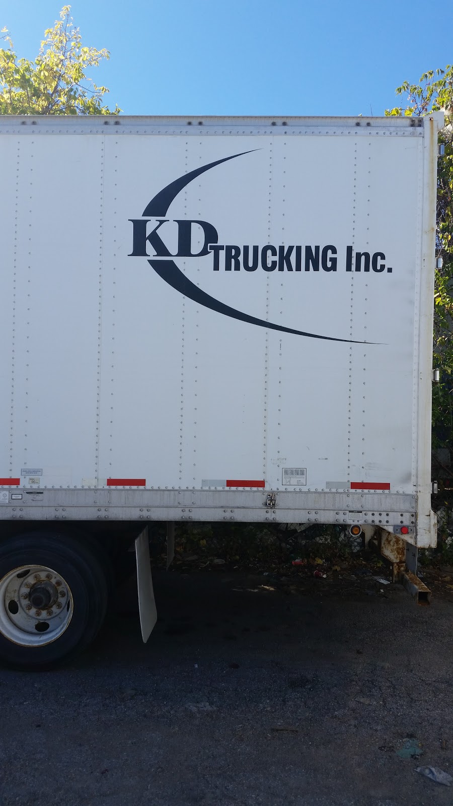 KDTRUCKING INC | 2500 Lawrence Ave E #16, Scarborough, ON M1P 2R7, Canada | Phone: (416) 751-5400
