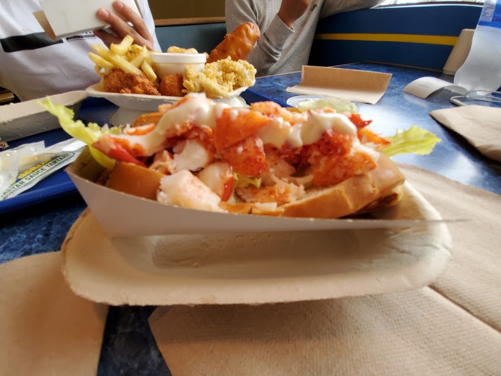 Deluxe Fish & Chips Ltd | 97 Robie St, Truro, NS B2N 1K8, Canada | Phone: (902) 895-9199