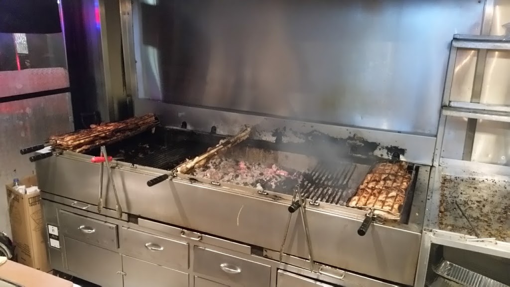 Poulet 3 Pattes | 3224 Boulevard Rosemont, Montréal, QC H1Y 1M7, Canada | Phone: (438) 387-6477