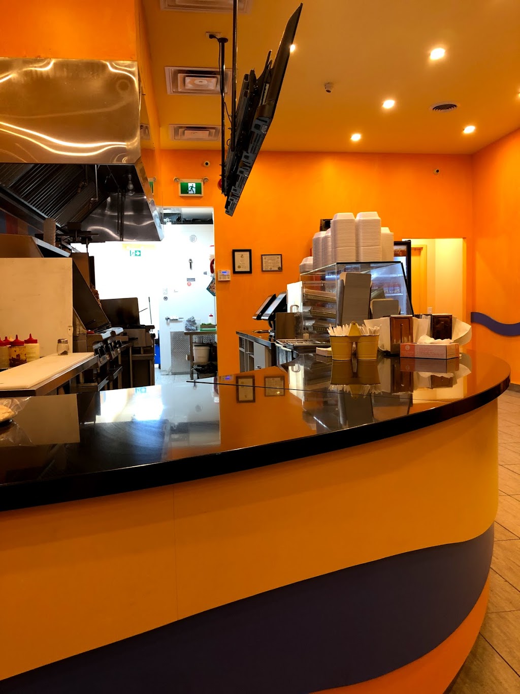 Osmows | 5934 Victoria Ave, Niagara Falls, ON L2G 3W4, Canada | Phone: (905) 357-2117