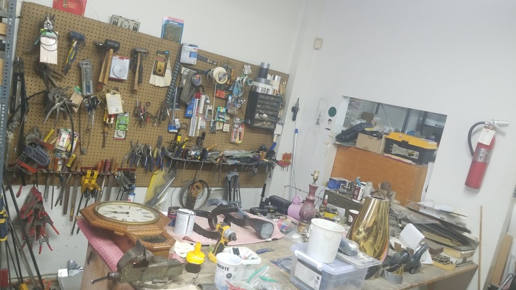 Minas Studio DArt | 1430 Rue Soucy, Saint-Hubert, QC J4T 1A3, Canada | Phone: (450) 926-2787