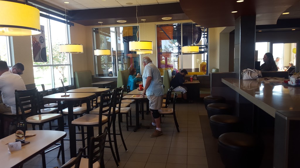 McDonalds | 1201 16 St SE, High River, AB T1V 1L2, Canada | Phone: (403) 652-2054