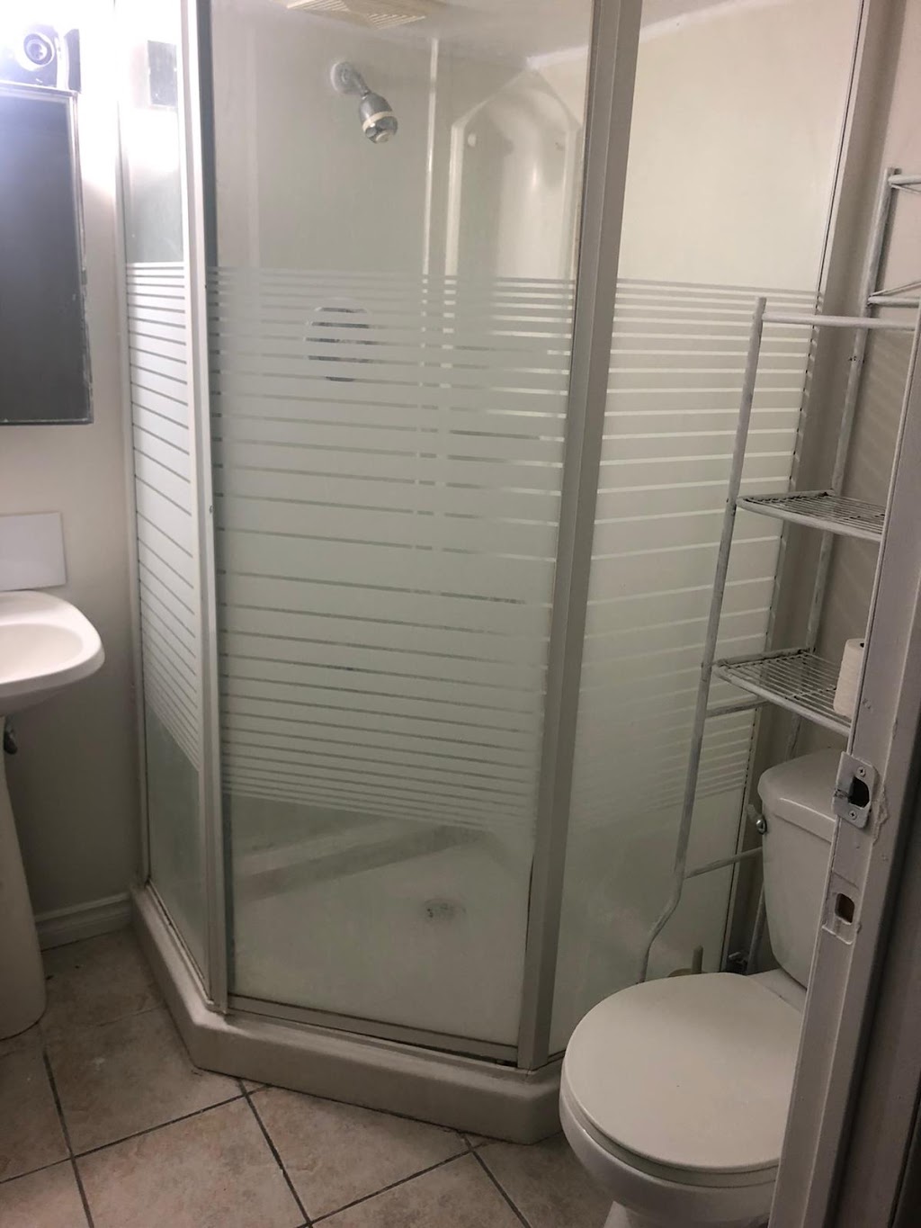 Sparx Cleaner Brampton West | 19 Calmist Crescent, Brampton, ON L6Y 4L5, Canada | Phone: (416) 602-4113