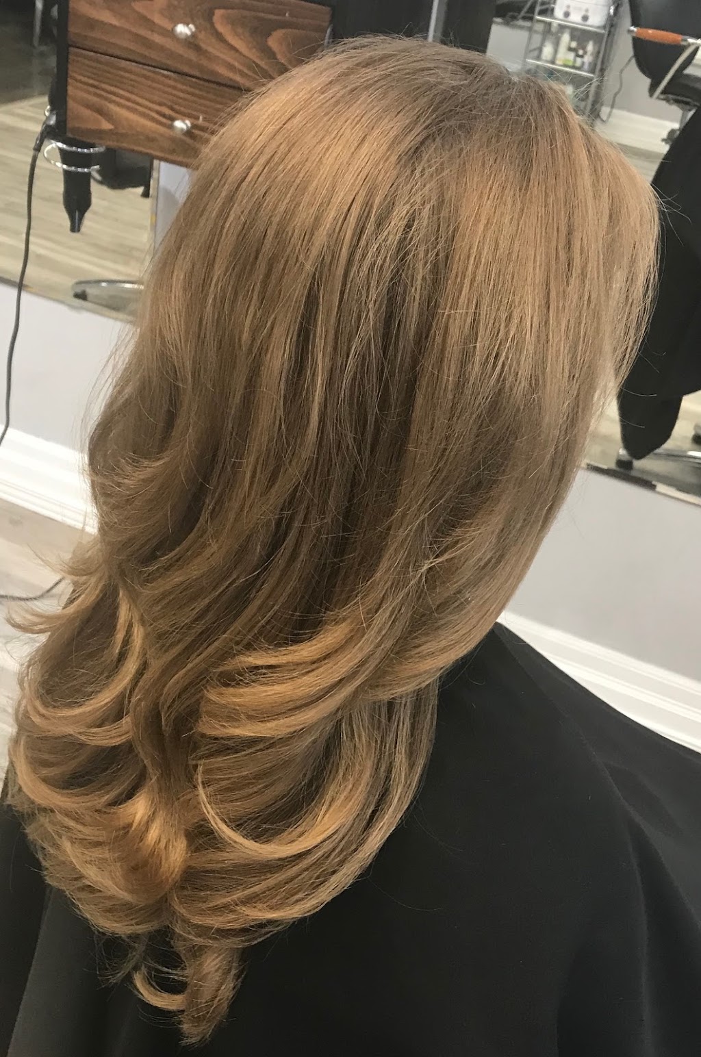 Nu You Hair Studio | 1534 Queensbury Crescent, Oakville, ON L6H 4G5, Canada | Phone: (905) 338-6465