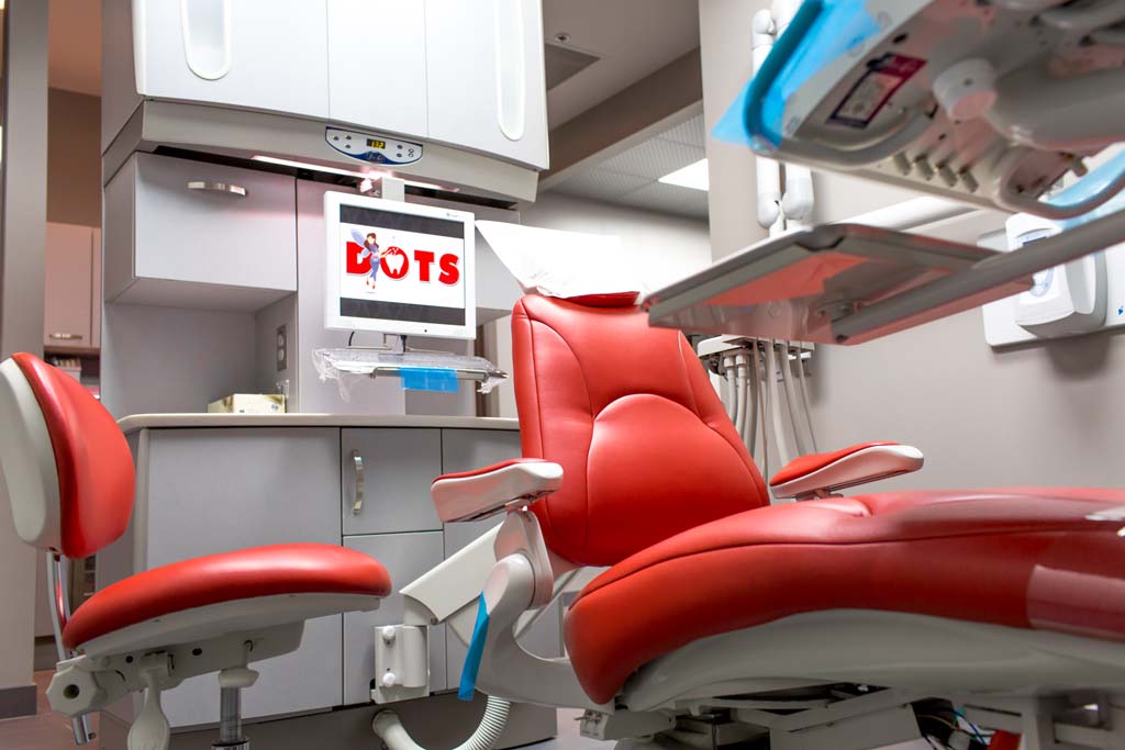 DOTS Dental Care | 10510 Torbram Rd k, Brampton, ON L6R 3N9, Canada | Phone: (289) 201-0170