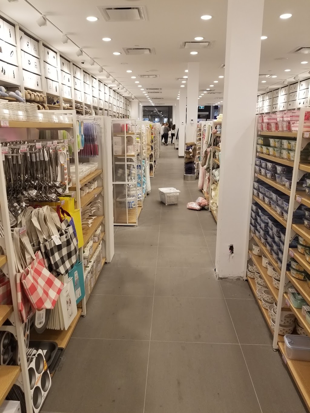 MINISO | 7999 Boulevard des Galeries dAnjou, Anjou, QC H1M 1W9, Canada | Phone: (438) 387-7562
