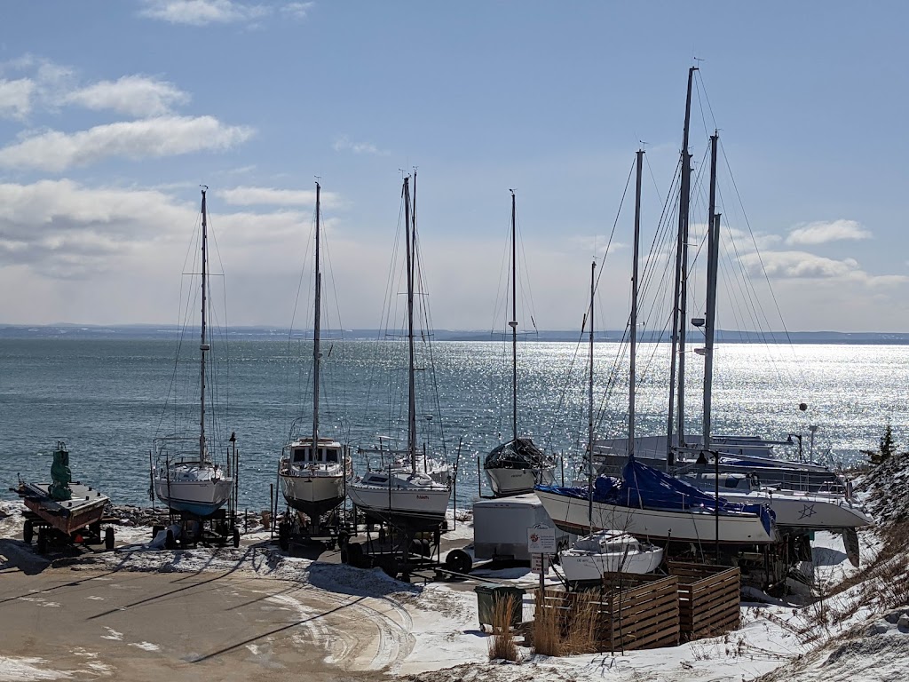 Port De Refuge Cap-à-lAigle Inc | 10 Rue de la Greve, La Malbaie, QC G5A 2R3, Canada | Phone: (418) 665-3698