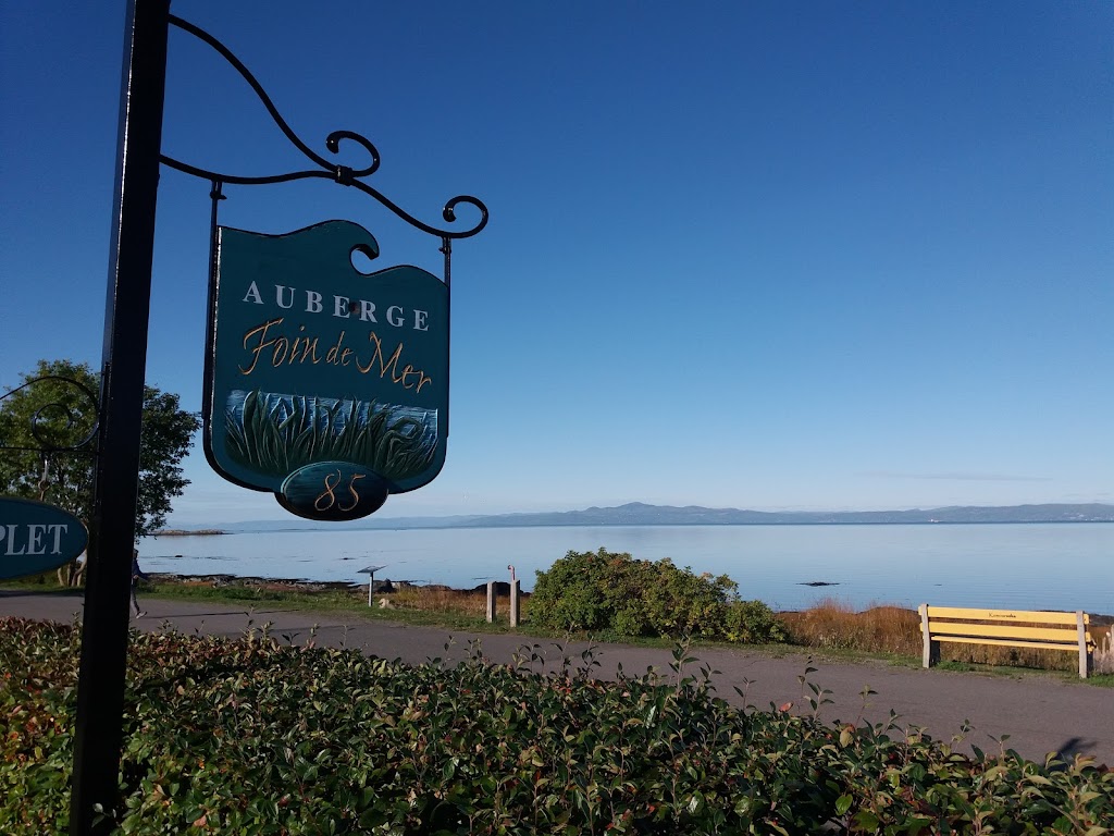 Auberge Foin de Mer | 85 Av. LeBlanc, Kamouraska, QC G0L 1M0, Canada | Phone: (418) 492-7081