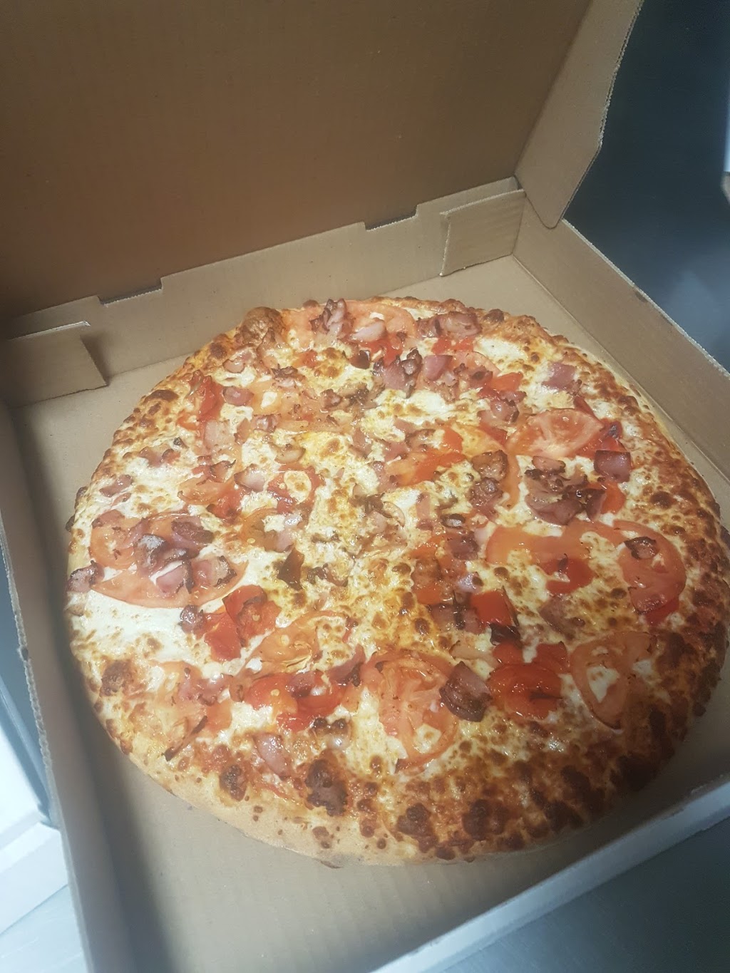 Cocelli Pizza | 241 Essa Rd #8, Barrie, ON L4N 6B7, Canada | Phone: (705) 721-8000