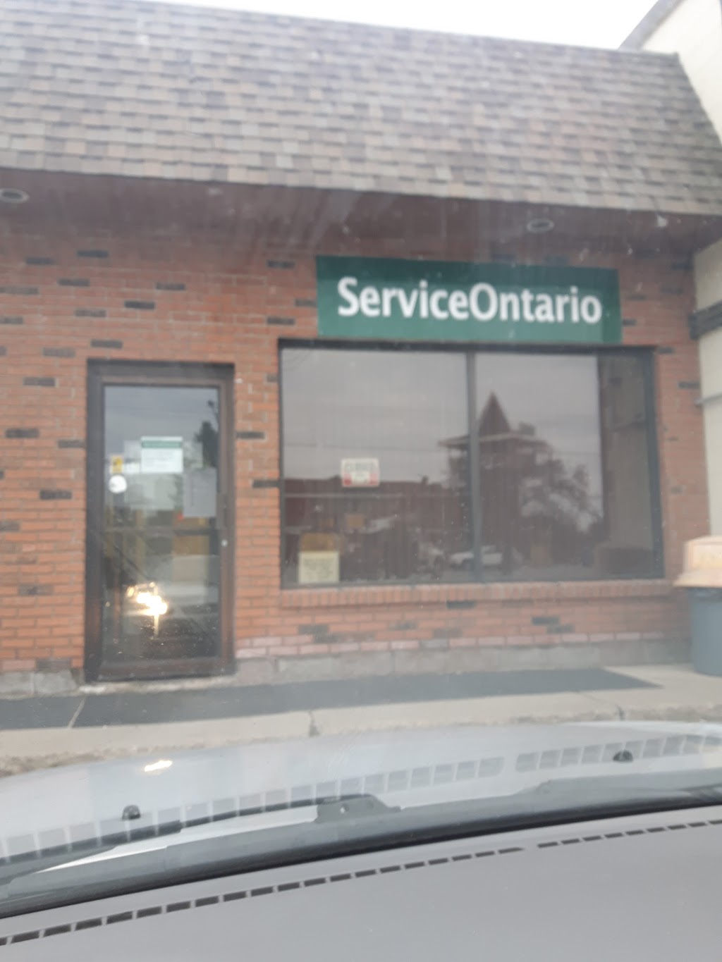 ServiceOntario | point of interest | 100 Madawaska Blvd, Arnprior, ON K7S 1S7, Canada | 6136237025 OR +1 613-623-7025