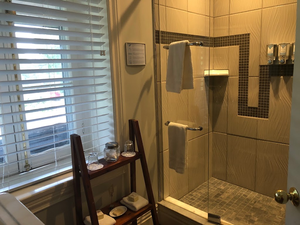 Ste. Annes Spa | 1009 Massey Rd, Grafton, ON K0K 2G0, Canada | Phone: (905) 349-3704