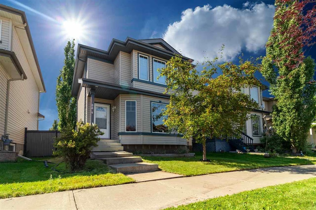 2 Percent Realty Edge Sherwood Park | 69 Cavan Crescent, Sherwood Park, AB T8H 2K6, Canada | Phone: (780) 667-7653