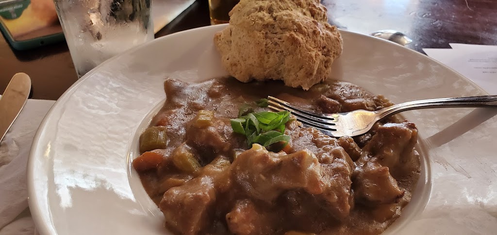 The Snug Pub | 117 Parent Ave, Ottawa, ON K1N 7B5, Canada | Phone: (613) 562-8674