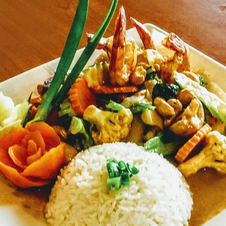 Restaurant Au Goût de Siam | 39 QC-132, Delson, QC J5B 1G9, Canada | Phone: (450) 509-0518