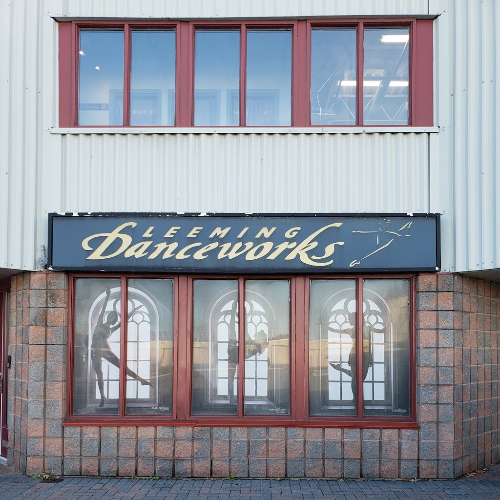Leeming Danceworks | 9 & 10, 1420 Youville Drive, Orléans, ON K1C 7B3, Canada | Phone: (613) 830-5230