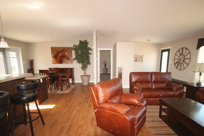 Minards Steadfast Homes | Box 785, Weyburn, SK S4H 2L1, Canada | Phone: (306) 842-6288