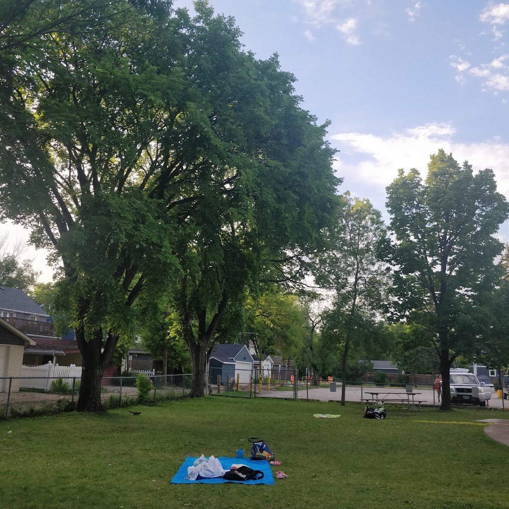 River Heights Site of Corydon Community Centre | 1370 Grosvenor Ave, Winnipeg, MB R3M 0P2, Canada | Phone: (204) 488-7000