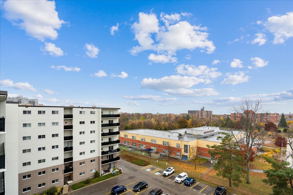 Princess Anne Apartments | 1221 Simcoe St N, Oshawa, ON L1G 4X2, Canada | Phone: (289) 869-0693