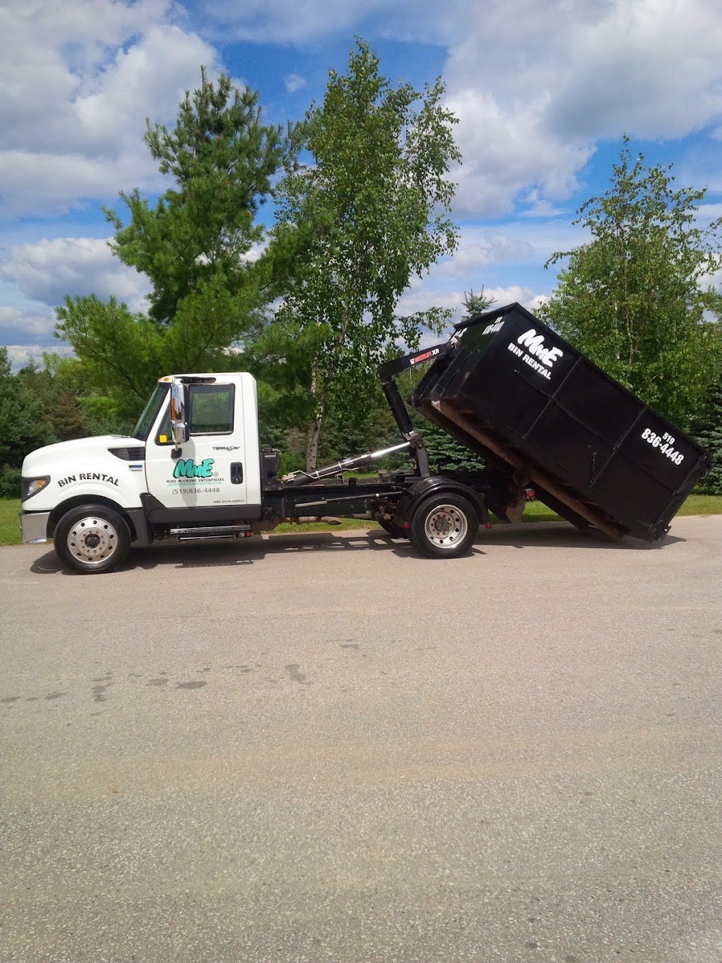 MME Bin Rentals | 141 Stevenson St S, Guelph, ON N1E 5N6, Canada | Phone: (519) 836-4448