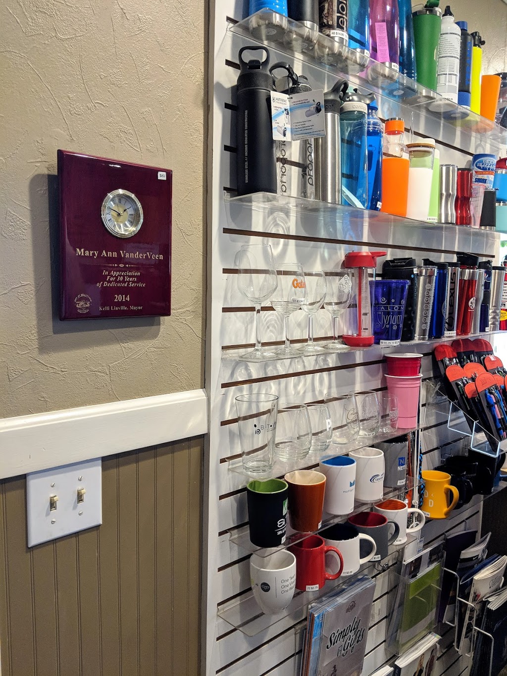 LaserPoint Awards & Promotional Solutions | 205 Kelly Rd, Bellingham, WA 98226, USA | Phone: (360) 398-8714
