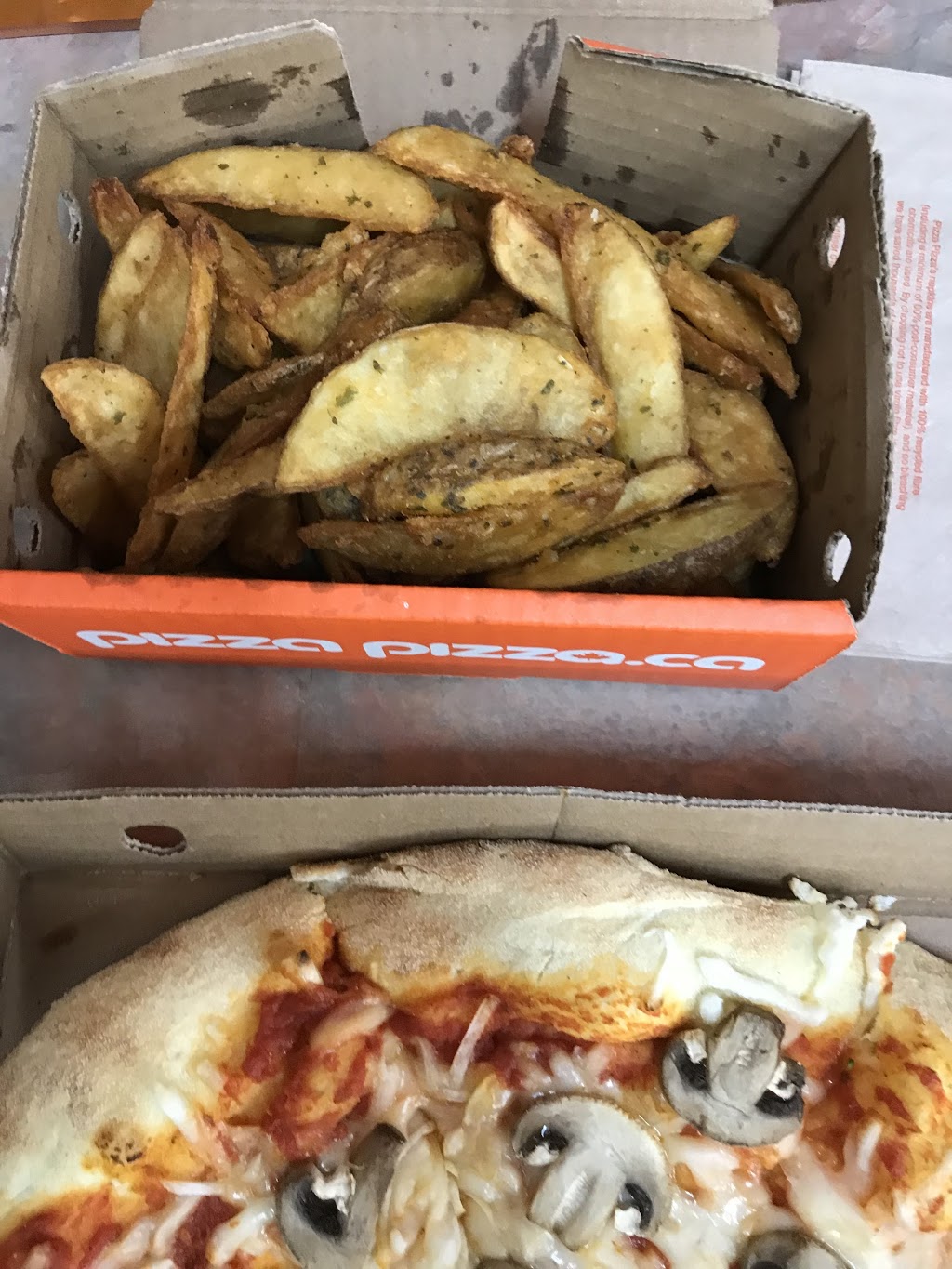 Pizza Pizza | 1250 Eglinton Ave W, Mississauga, ON L5V 1N3, Canada | Phone: (416) 967-1111