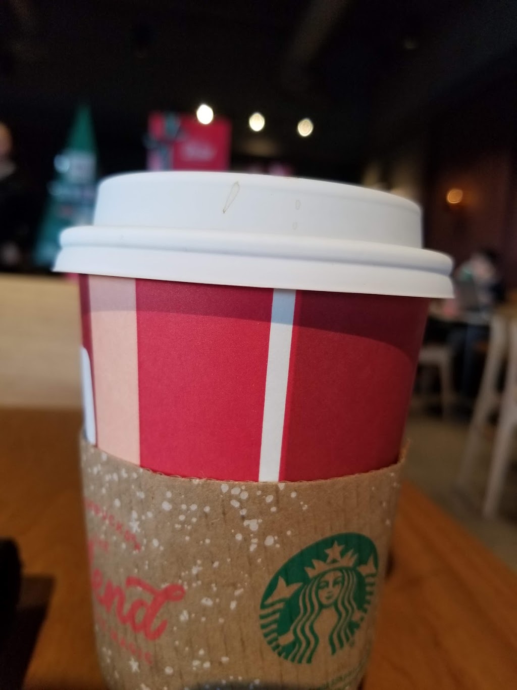 Starbucks | 17285 Leslie St, Newmarket, ON L3Y 0A4, Canada | Phone: (289) 338-2603