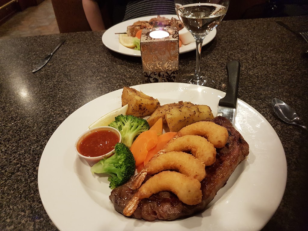 Naxos Grill & Bar | 610 Arthur St W, Thunder Bay, ON P7E 5R8, Canada | Phone: (807) 475-3886