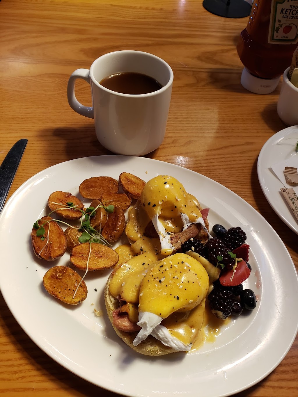 Franks on Macleod | 6920 Macleod Trail, Calgary, AB T2H 0L3, Canada | Phone: (403) 252-4365