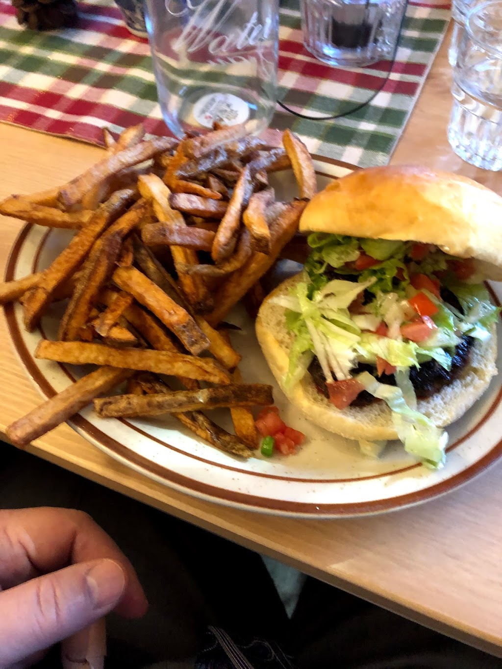 Old Beverly Cafe | 3908 118 Ave NW, Edmonton, AB T5W 0Z9, Canada | Phone: (780) 964-2758