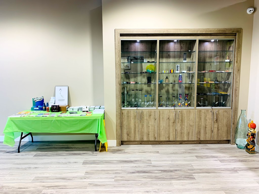 Cloud 520 Cannabis Weed Dispensary | 180 Legacy Main St SE Bay 120, Calgary, AB T2X 4R9, Canada | Phone: (403) 750-4002