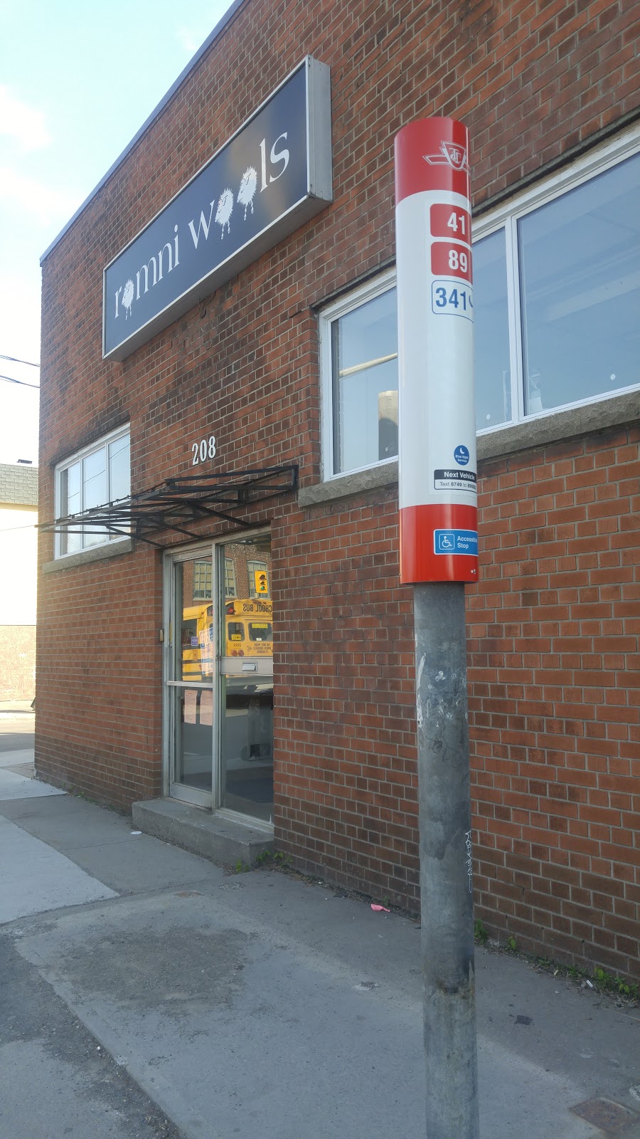 Romni Wools Store and Studio | 208 Weston Rd, Toronto, ON M6N 3P5, Canada | Phone: (647) 341-8388