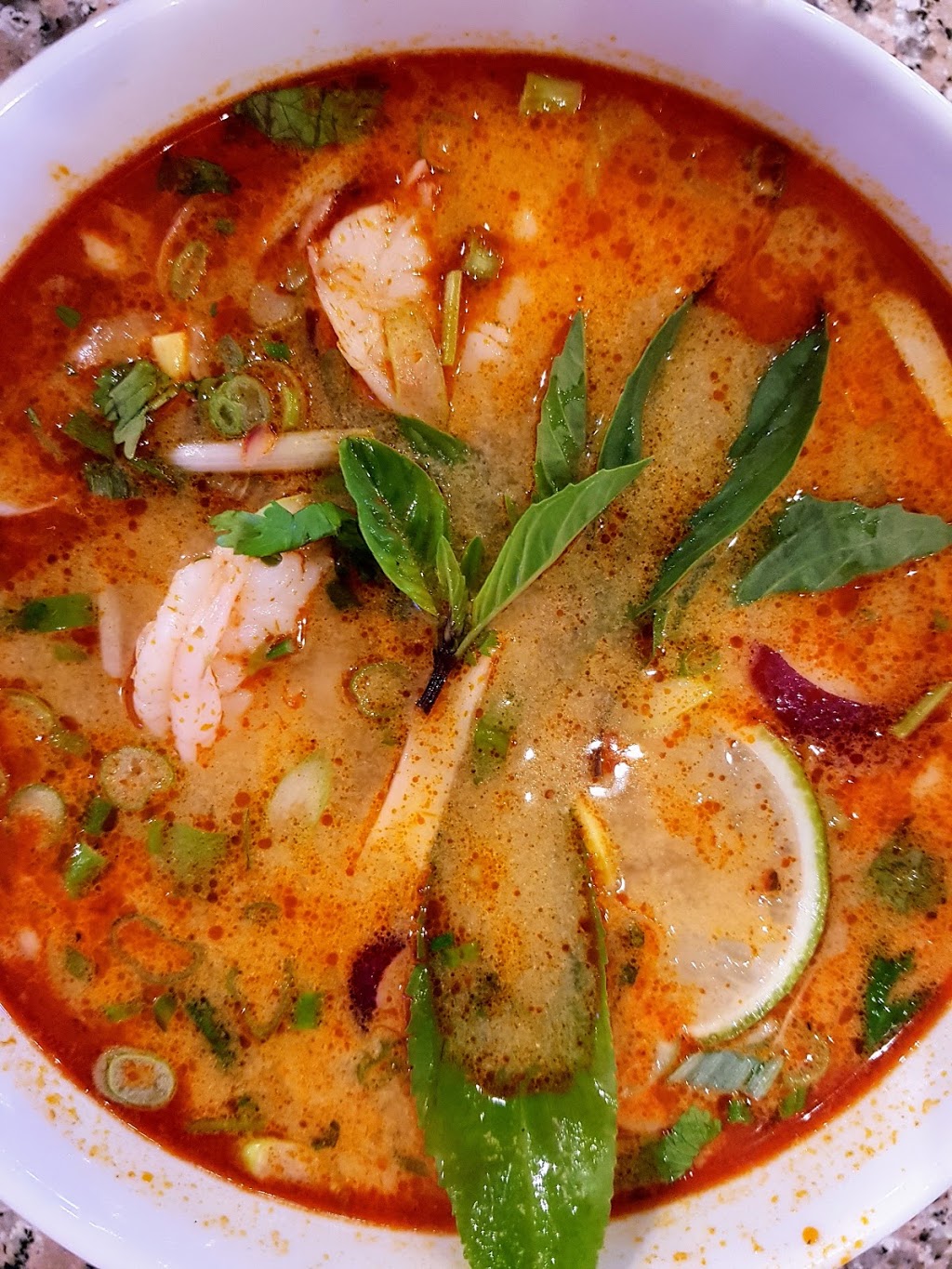 Pho Xyclo Vietnamese Restaurant | 6175 Dunn St, Niagara Falls, ON L2G 2P4, Canada | Phone: (905) 353-8472