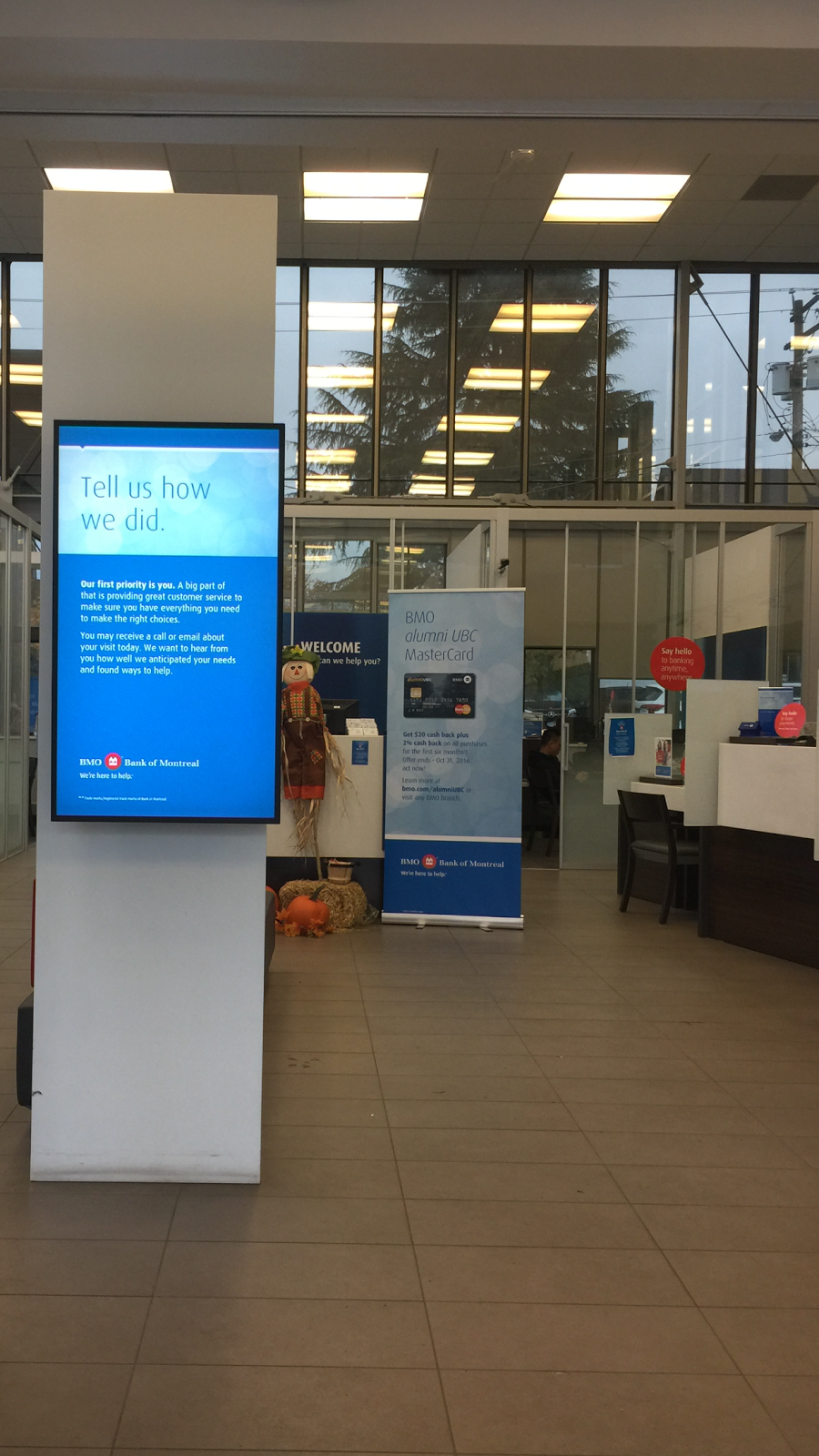 BMO Bank of Montreal | 4502 W 10th Ave, Vancouver, BC V6R 2J1, Canada | Phone: (604) 665-7097