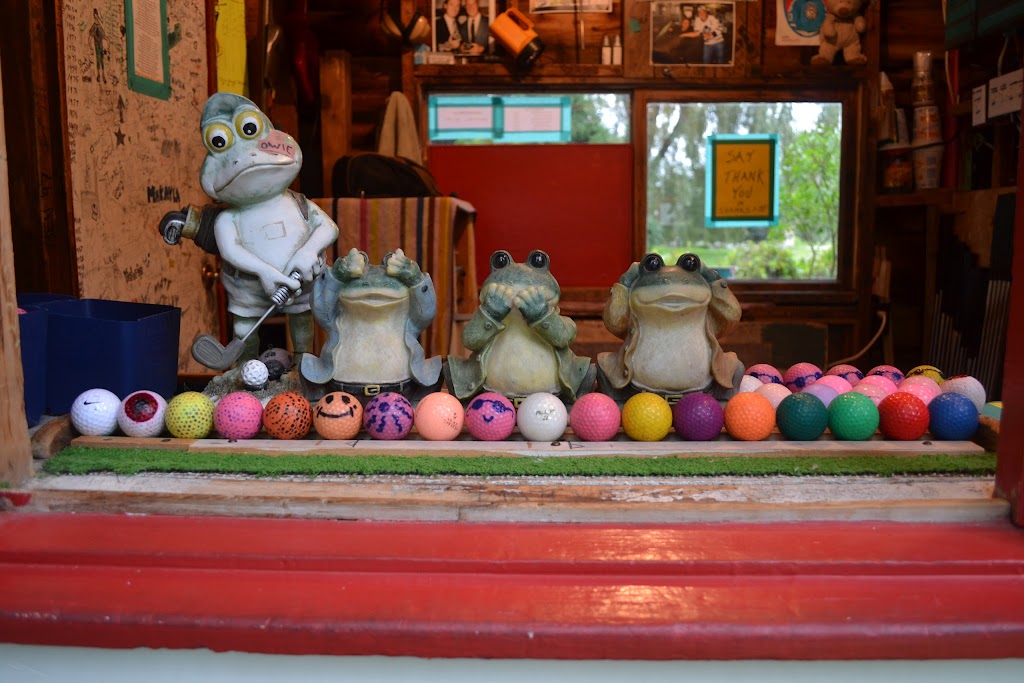 Putterama Mini Golf | 203 3rd Ave S, Sauble Beach, ON N0H 2G0, Canada | Phone: (519) 831-8364