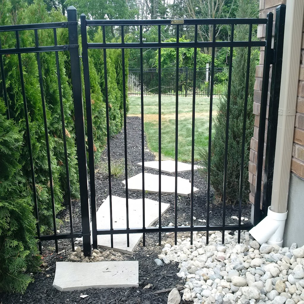 HS Fence Solutions Inc. | 1127 Industrial Rd, Ayr, ON N0B 1E0, Canada | Phone: (226) 240-7147