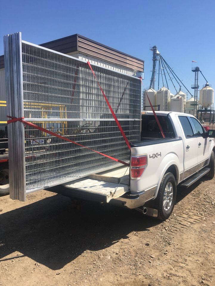 Strait Way Ltd | 1426 12th St, Coaldale, AB T1M 1N2, Canada | Phone: (403) 345-2045