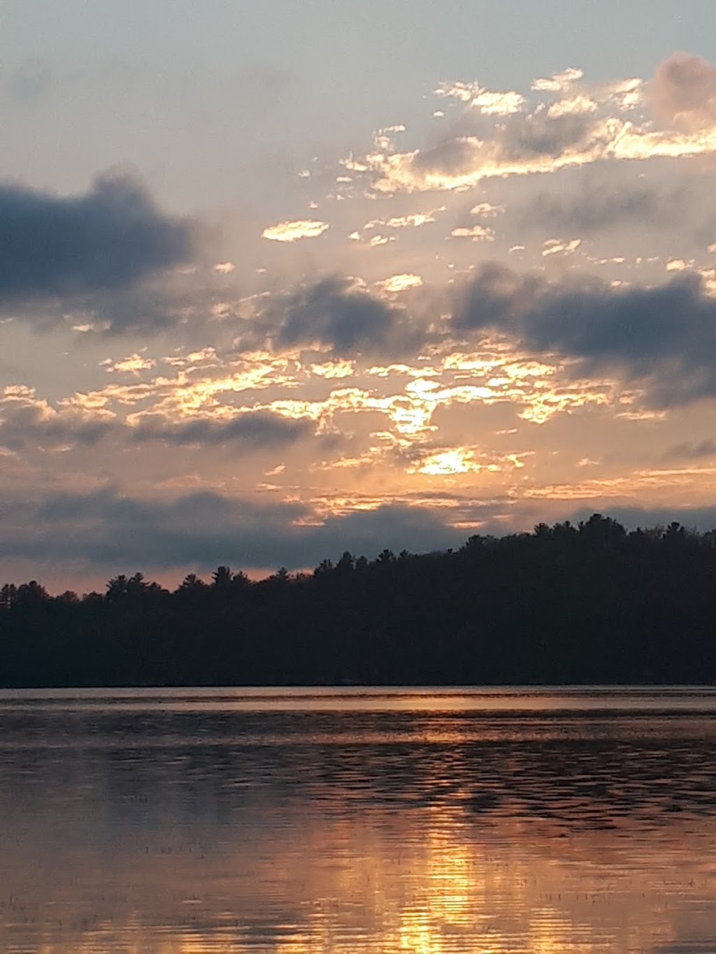 Clear Lake Inn | 995 ON-6, Espanola, ON P5E 1N9, Canada | Phone: (705) 869-1748