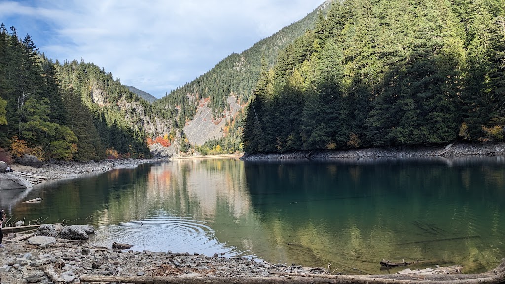 Five Cedars Campground | 51521 Chilliwack Lake Rd, Chilliwack, BC V4Z 1A7, Canada | Phone: (604) 866-8920