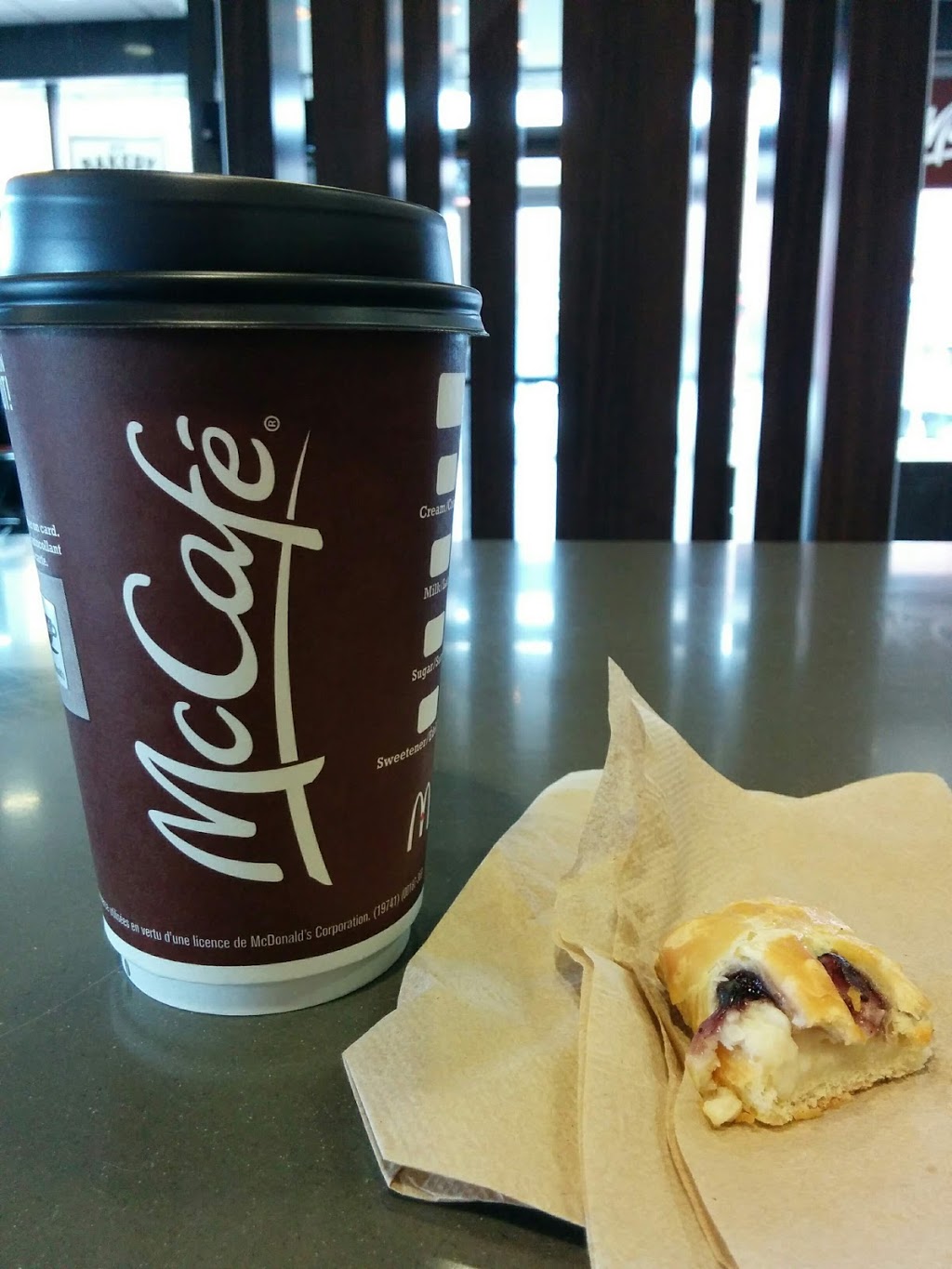 McDonald’s | 25 Joe Shuster Way, 1100 King St W, Toronto, ON M6K 0C7, Canada | Phone: (416) 532-8818
