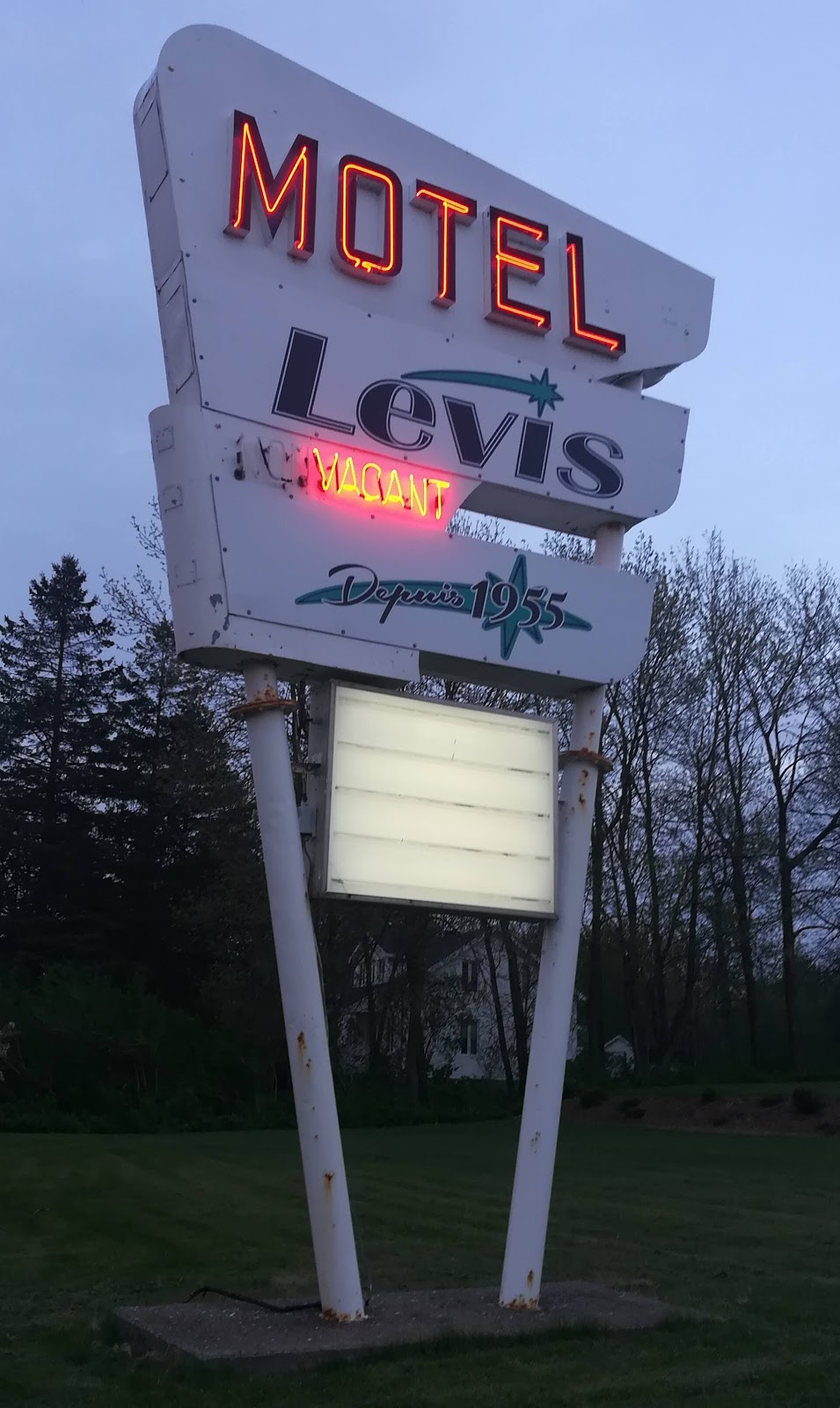 Motel Levis | 8520 Boulevard Guillaume-Couture, Lévis, QC G6V 8V7, Canada | Phone: (418) 837-6667
