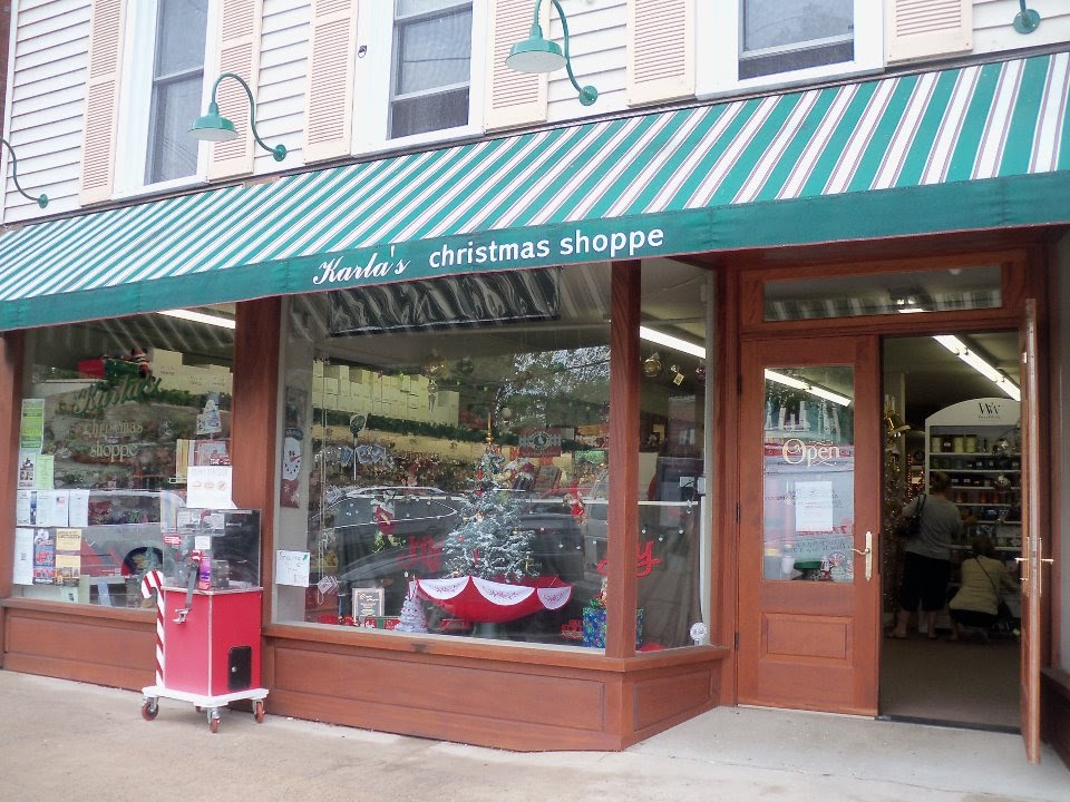 Karlas Christmas Shoppe | 500 Riverside Dr, Clayton, NY 13624, USA | Phone: (315) 686-1906