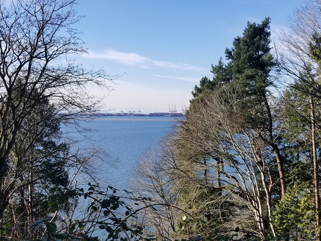 Fred Gingell Park | English Bluff Rd, Delta, BC V4M 2M9, Canada | Phone: (604) 946-4141